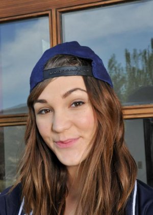 Непослушная бейсболистка Фото #9